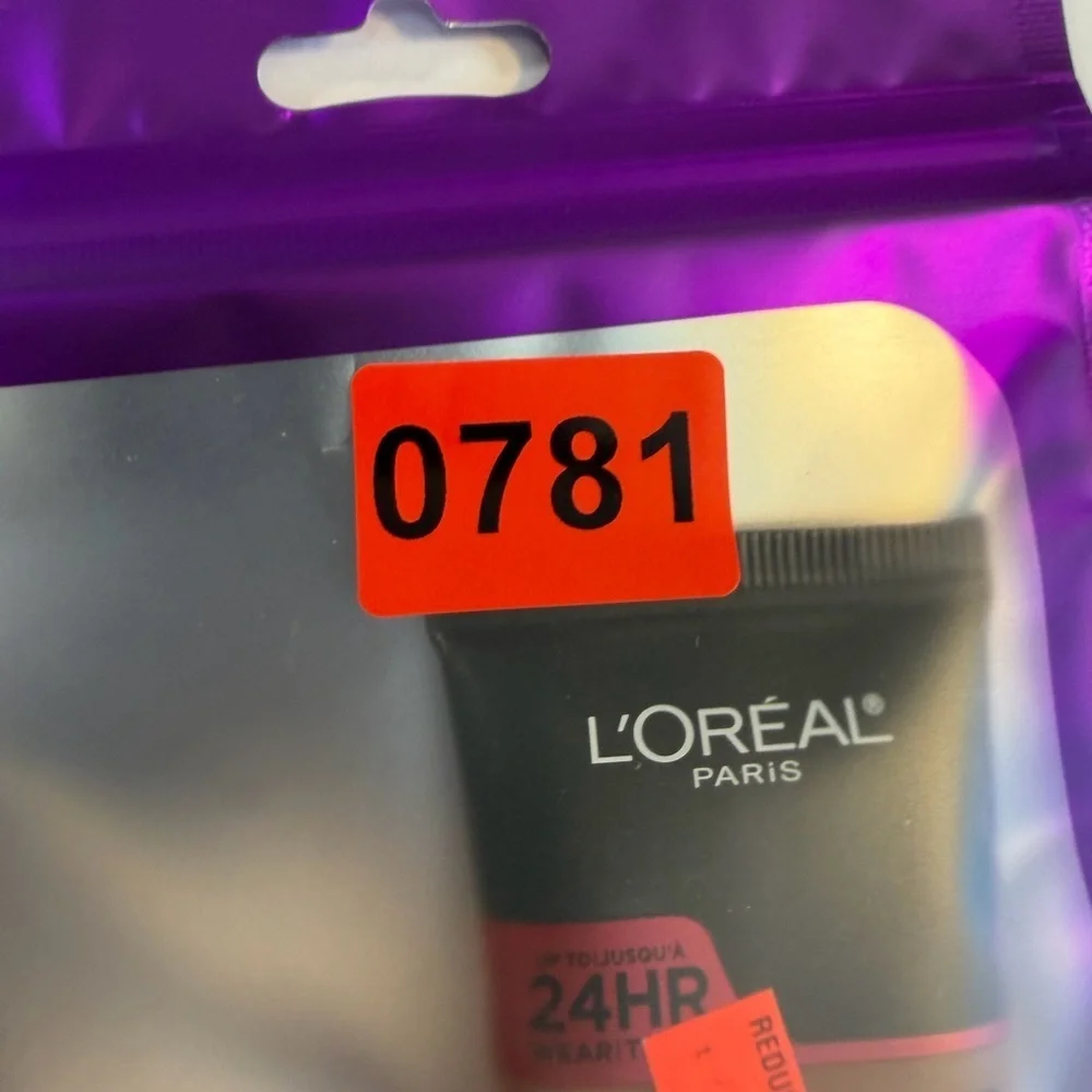 🩷5/$10 L'Oreal Infallible Pro-Matte Foundation